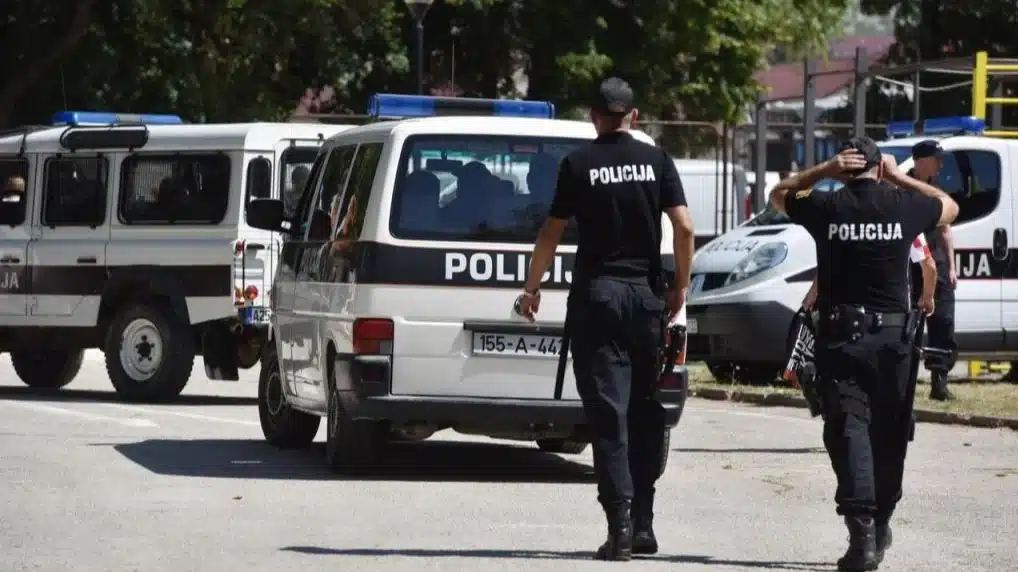 Teška saobraćajna nesreća: U Ljubuškom poginuo muškarac, dvije osobe prevezene u mostarsku bolnicu