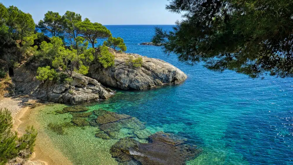 Mala, skrivena plaža koja je najviše priča o ovome ljeto jedna je od prekrasnih tajni koju Crna Gora skriva