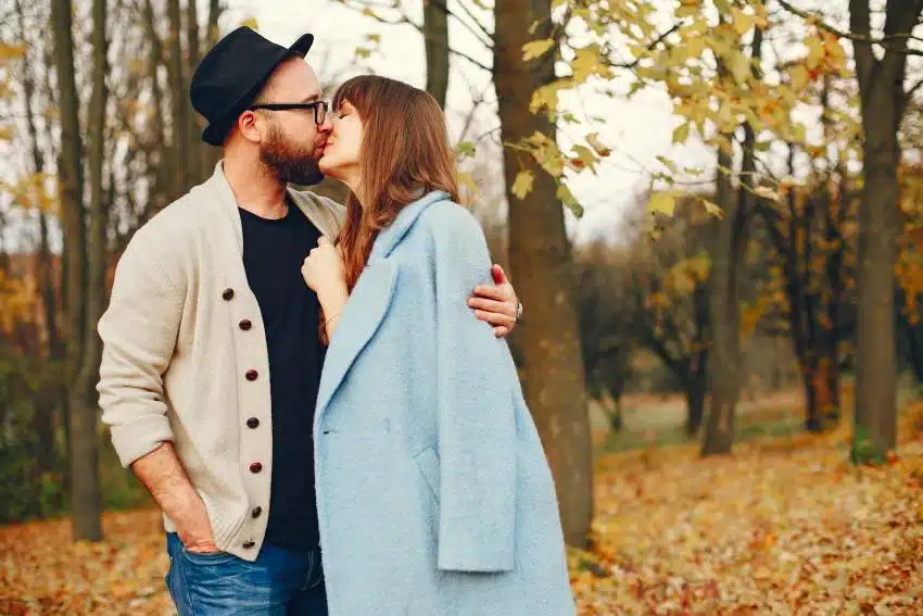 Ljubavni horoskop do 5. listopada: Ovan otkriva skrivene strasti, vaga otvara stare rane, ribe idealiziraju emocije