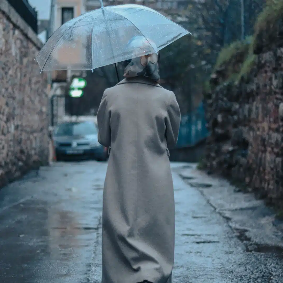 Njihova hladnoća me je povredila – ali moja tišina ih je promenila
