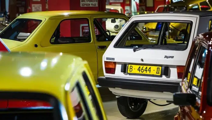 Kako bi danas izgledali Yugo, Stojadin i Fića? Jedan ih