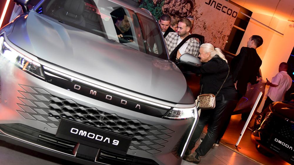 Omoda 9
