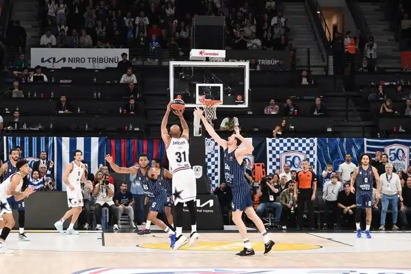 EUROLIGA: Žalgiris prati Zvezdu i Hapoel, drama u Istanbulu pripala Armaniju!