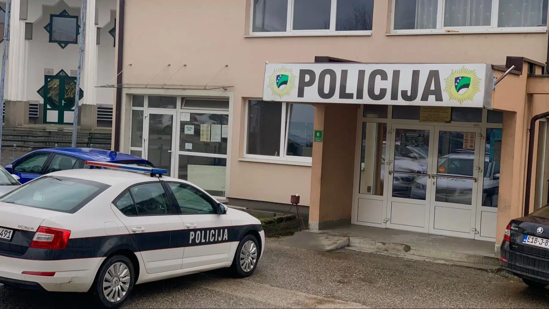 Muškarac uhapšen zbog nasilja u porodici, preminuo u policijskoj stanici