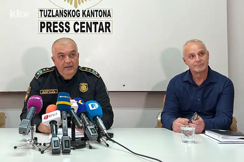 Pljačkaši zlatare u Kalesiji su članovi opasne grupe koja je i ranije pucala na policiju, za njima se traga i u regiji