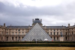 louvre