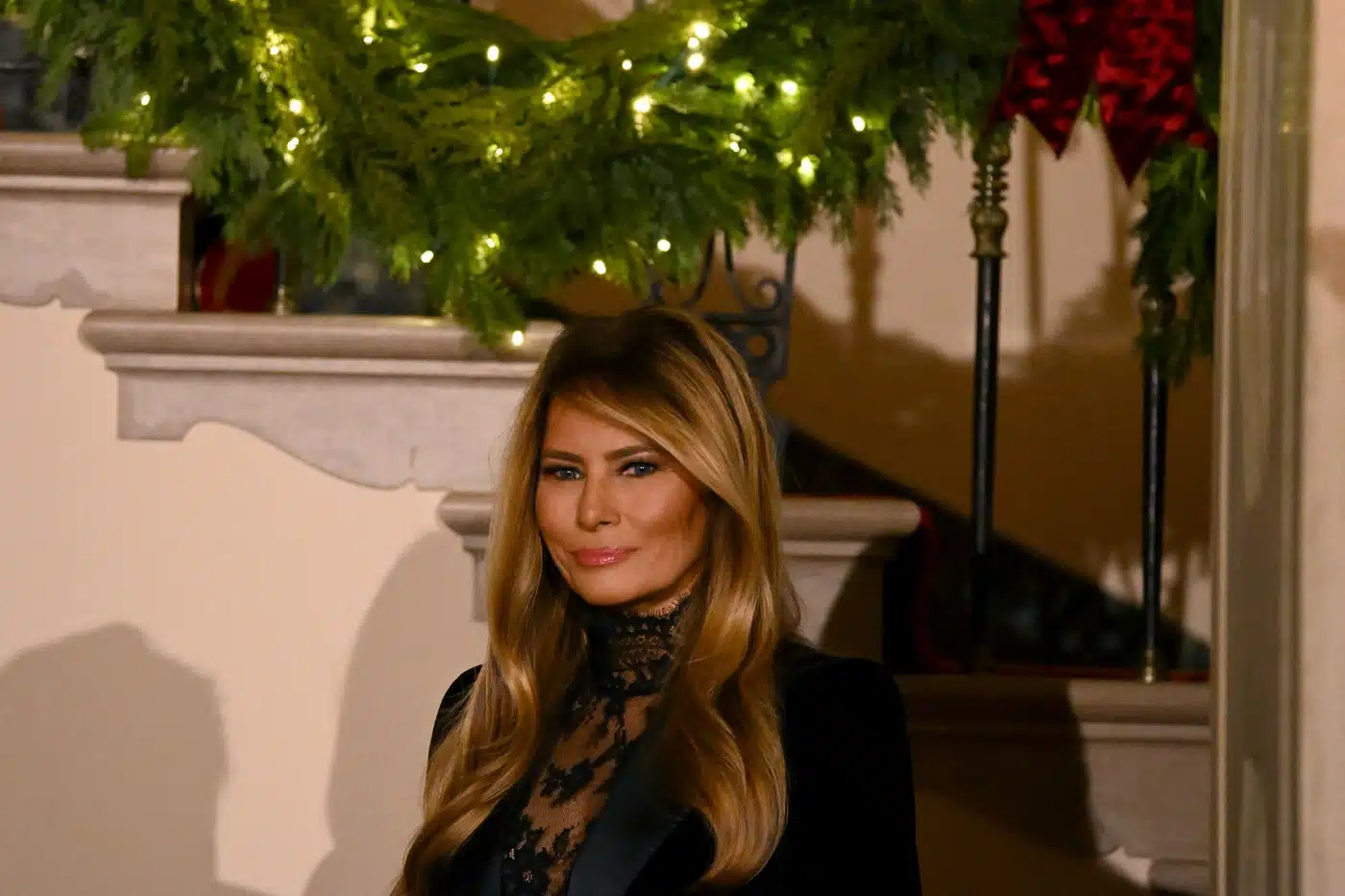 Melania Trump u izdanju u kakvom je rijetko viđamo: Ovaj top savršen je za blagdane