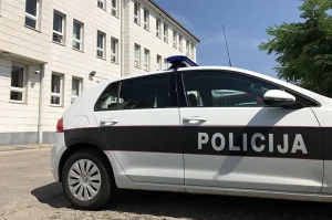Posušje: Automobil udario 14-godišnjakinju, policija traga za vozačem