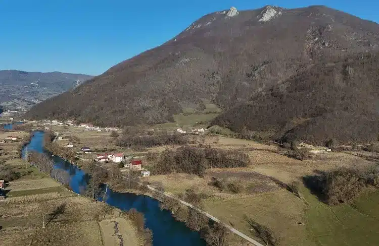 Zlatna groznica u bh. opštini: “Buše tokom noći i pod reflektorima”