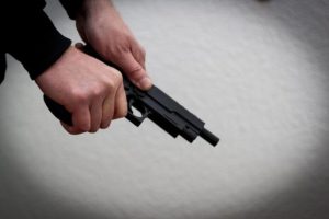 pljackas oruzje pistolj 768x511 1