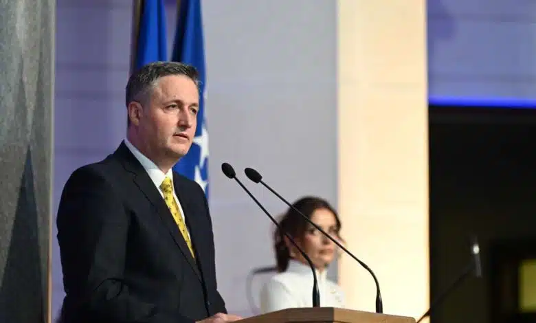 Bećirović: Historija Bosne i Hercegovine svjedoči o stalnoj borbi, ali nikada o preda