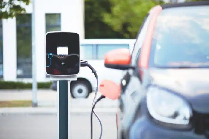 Isplati li se električni auto na auto-putu?