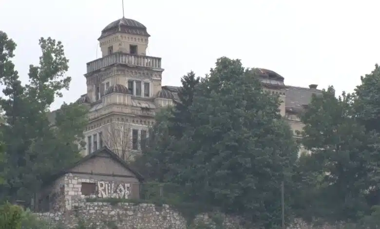 DNEVNIK TVSA/Kasarna Jajce: Administrativna blokada pretvorila dragulj u opasnu ruševinu