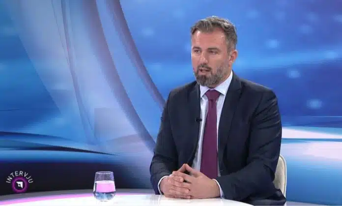 IGOR STOJANOVIĆ: Trojka je najpozitivniji politički projekt u BiH, nije