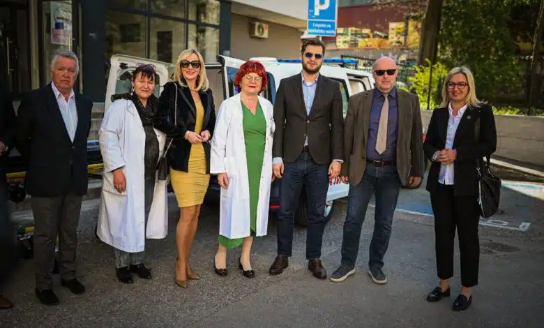 Općina nabavila novo sanitetsko vozilo i medicinsku opremu za Dom zdravlja Stari Grad