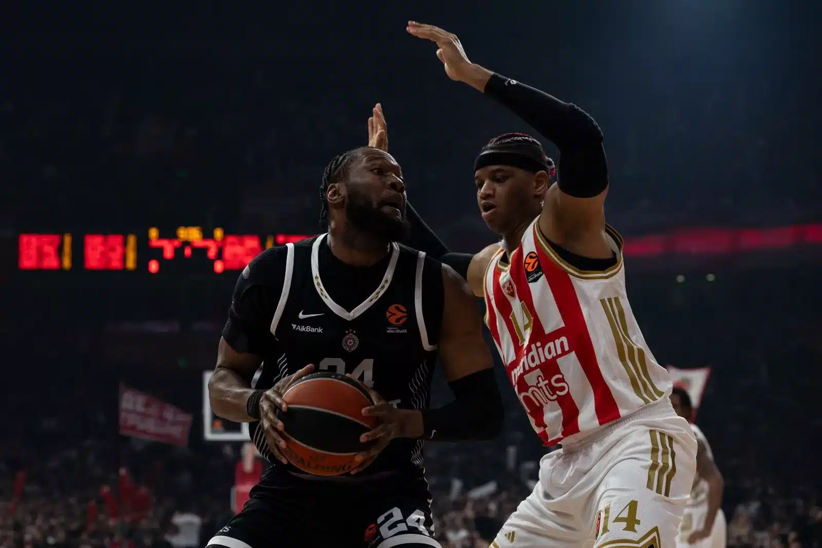 Partizan dobio drugi vječiti derbi u Euroligi, Miller-McIntyre uzalud na pragu brutalnog double-doublea