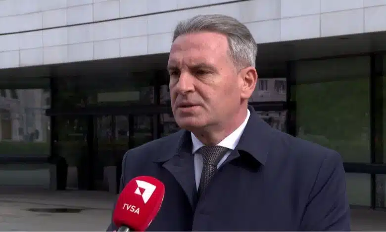 Smajić: Schmidtov pasivan odnos prema blokadama direktno pogoduje politikama HDZ-a i SNSD-a