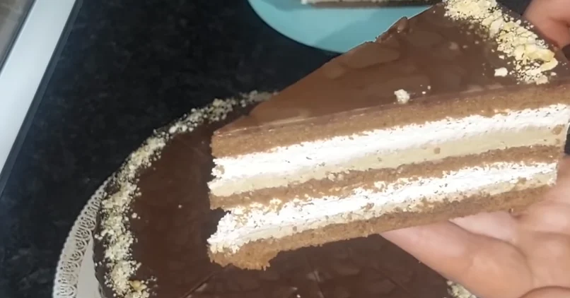 Čoko moko torta, recept za kremastu poslasticu koju je jednostavno napraviti