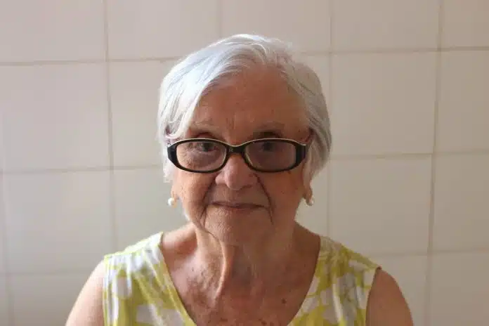 Donijela sam samo kutiju kiflica, a otišla sam s istinom