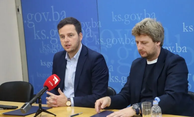 Potpisani ugovori između Ureda Vlade KS za dijasporu i 16 udruženja vrijedne 105.000 KM