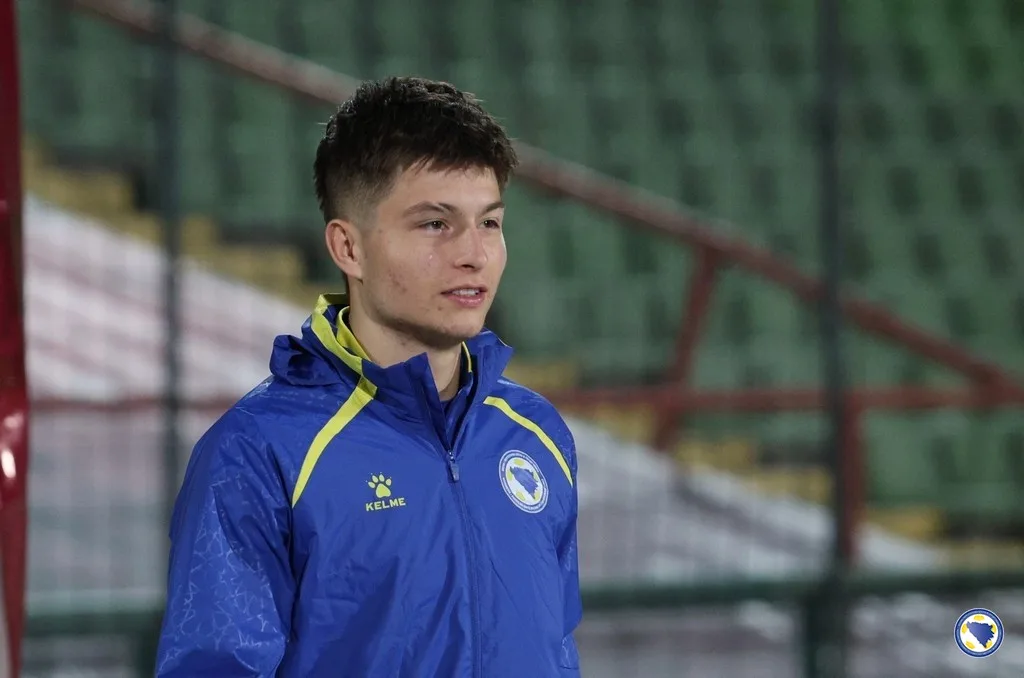 Da se smrzneš: Esmir Bajraktarević poslao snažnu poruku uoči 11. jula