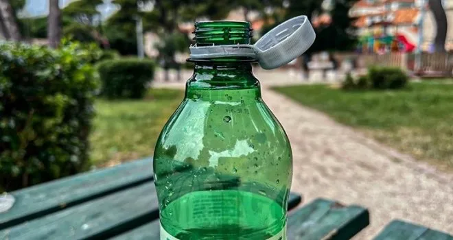 Koristimo ih i mjesecima: Evo koliko zapravo smijete piti vodu