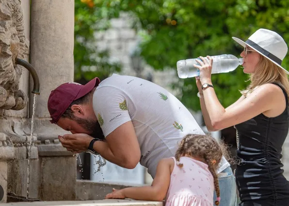 Preporuke Zavoda za javno zdravstvo KS u periodima ekstremno visokih
