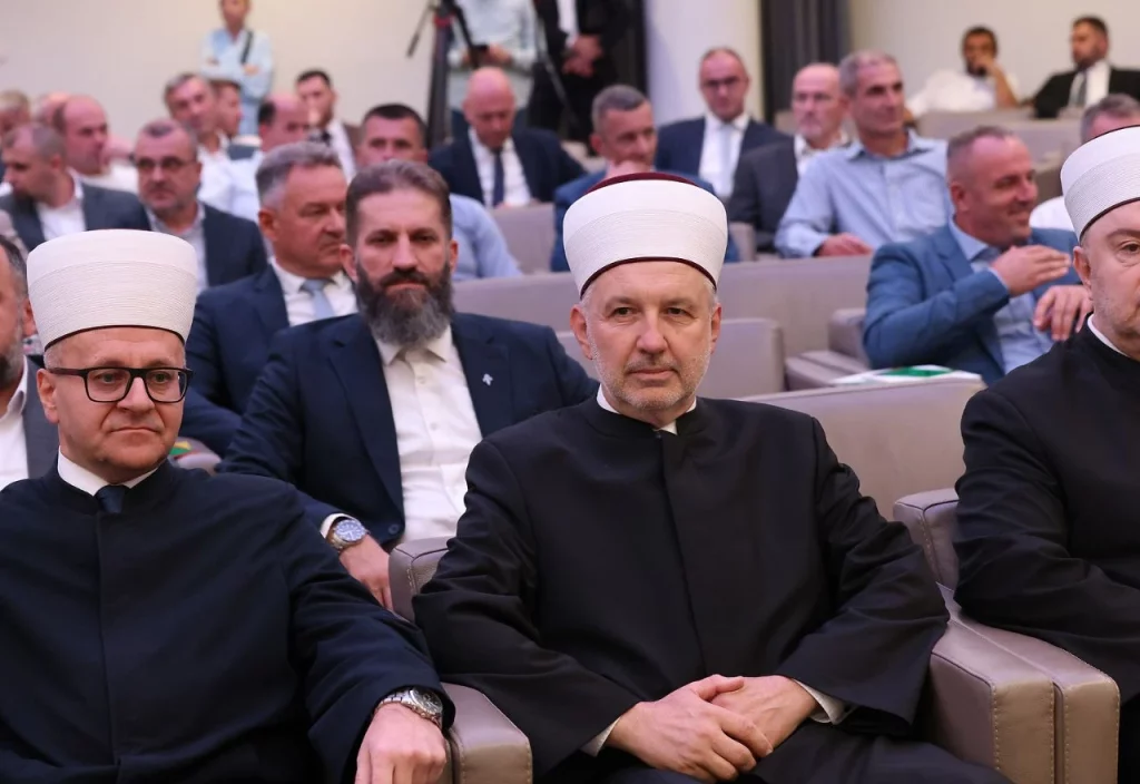 Tri kandidata za reisul-ulemu Islamske zajednice: Dedovića izdvaja iskustvo borbe za prava Bošnjaka u Hercegovini