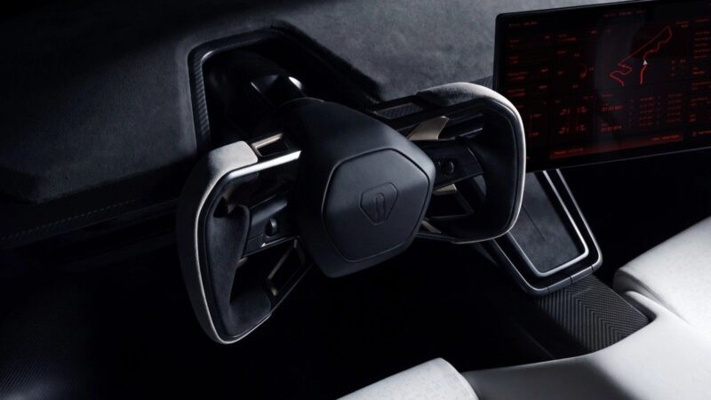 Tesla Roadster: Elon Musk otkrio superautomobil koji lebdi