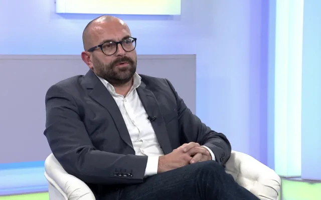 Besplatno putno osiguranje i nove pogodnosti za osiguranike u KS: Mustafa Hasaković o izmjenama uredbe i digitalizaciji