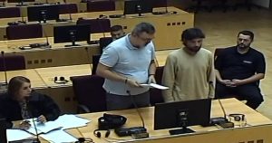 poku ao zapaliti oltar u me ugorju i bez trunke ka