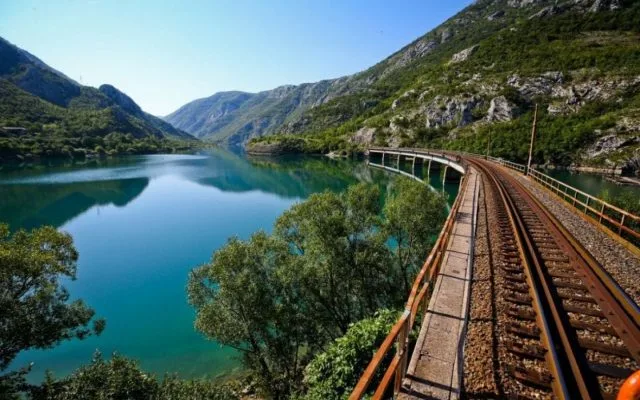 Pruga Čapljina–Nikšić–Podgorica: Investicija od 1,6 milijardi KM